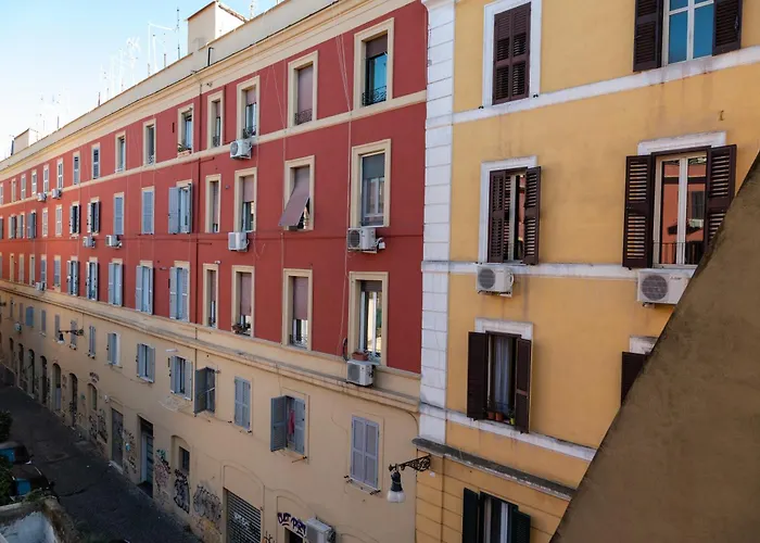 Apartment Half Palace, Relaxing In San Lorenzo Rom