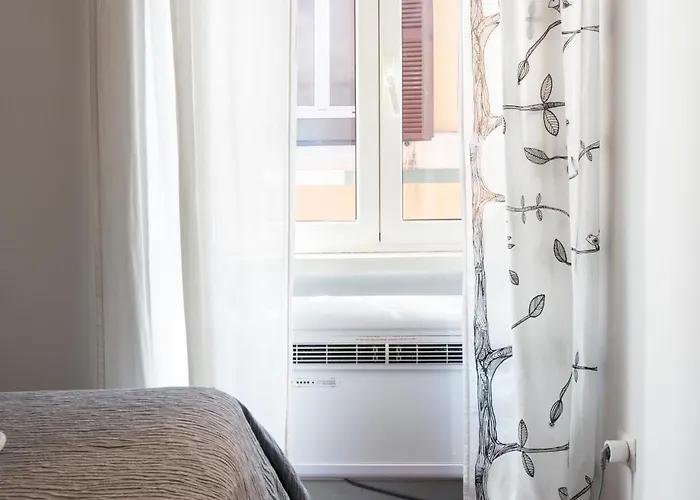 Half Palace, Relaxing In San Lorenzo Apartment *